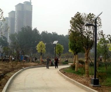 ​河南公园园区太阳能路灯工程